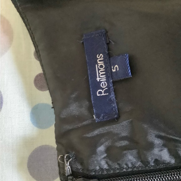 Black sleeveless dress - Picture 3 of 4